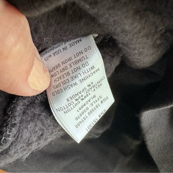 Good American Women’s The Icon Hoodie New Black - Picture 8 of 8